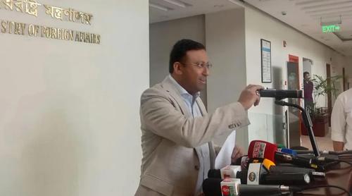 শেখ হা‌সিনা বাংলাদেশে আসার আর কোনো চান্স নাই: হুমায়ুন ক‌বির