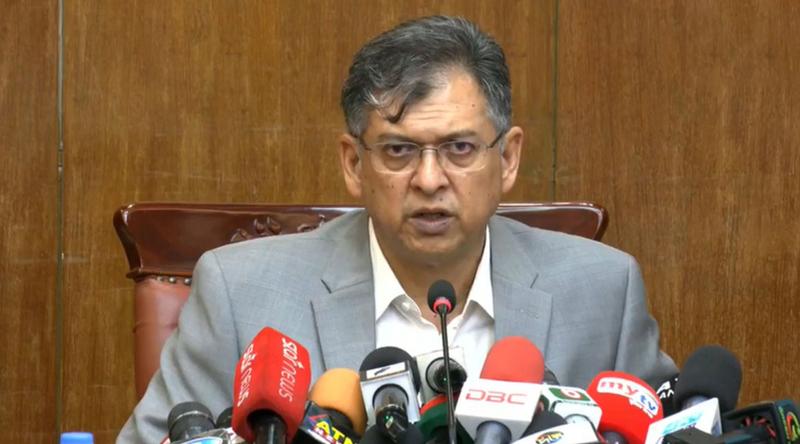 আইনশৃঙ্খলা পরিস্থিতি সরকারের নিয়ন্ত্রণে রয়েছে: স্বরাষ্ট্রমন্ত্রী