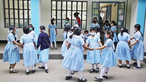 রোববার খুলছে শিক্ষাপ্রতিষ্ঠান, ডেঙ্গু নিয়ে শঙ্কা